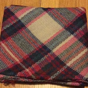 NWT Woven Scarf